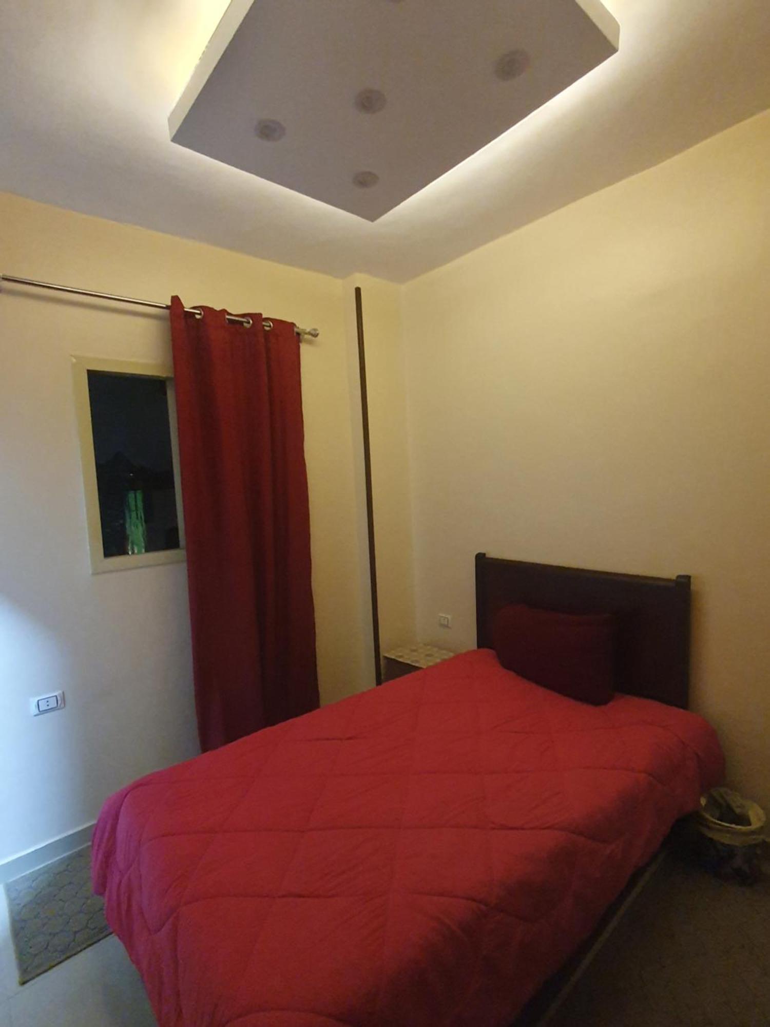 Andy Guest House Pyramids View Kafret el-Gabal Zimmer foto